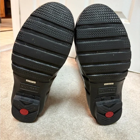 Hunter Glossy Black Rain Boots - Picture 4 of 5